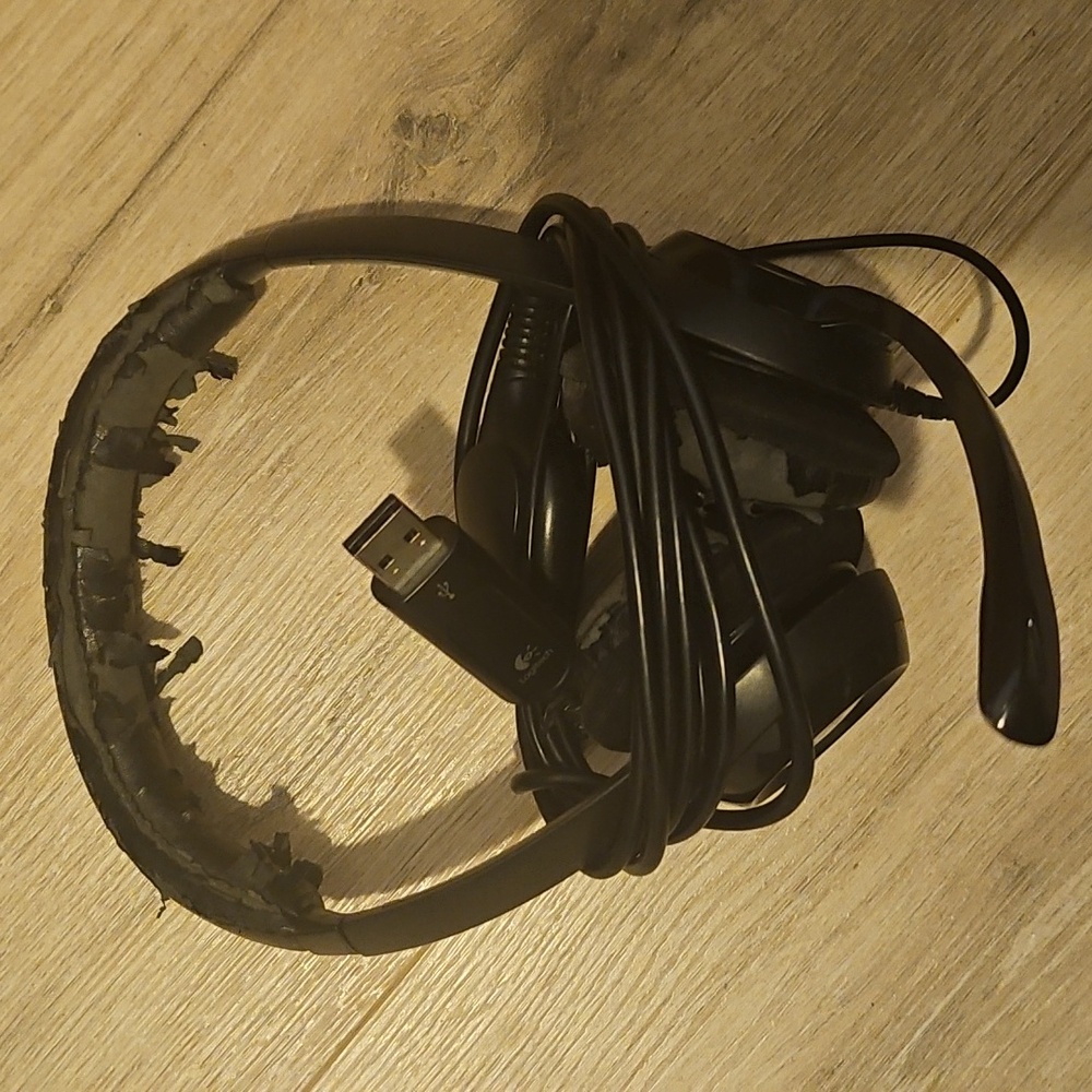 Logitech headset black with microphone - Picture 2 of 4